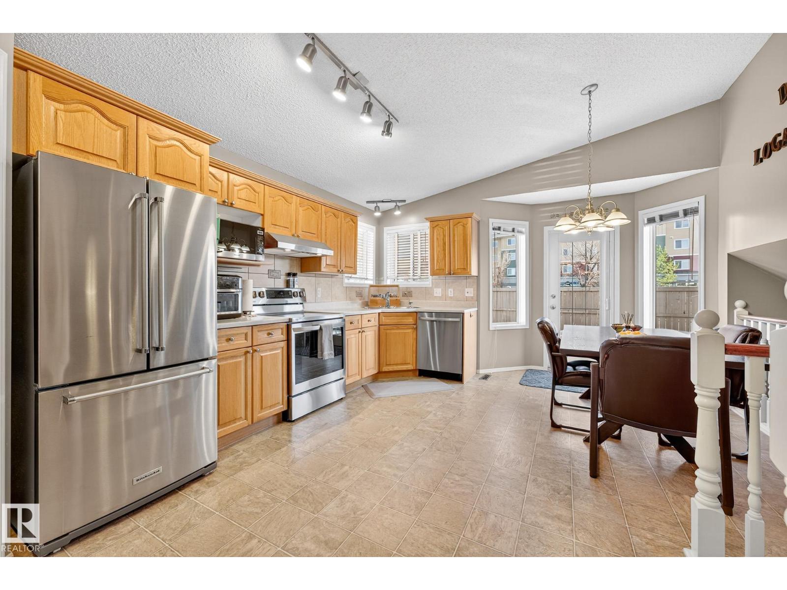 8304 170 Av Nw, Edmonton, Alberta  T5Z 3G8 - Photo 8 - E4465531