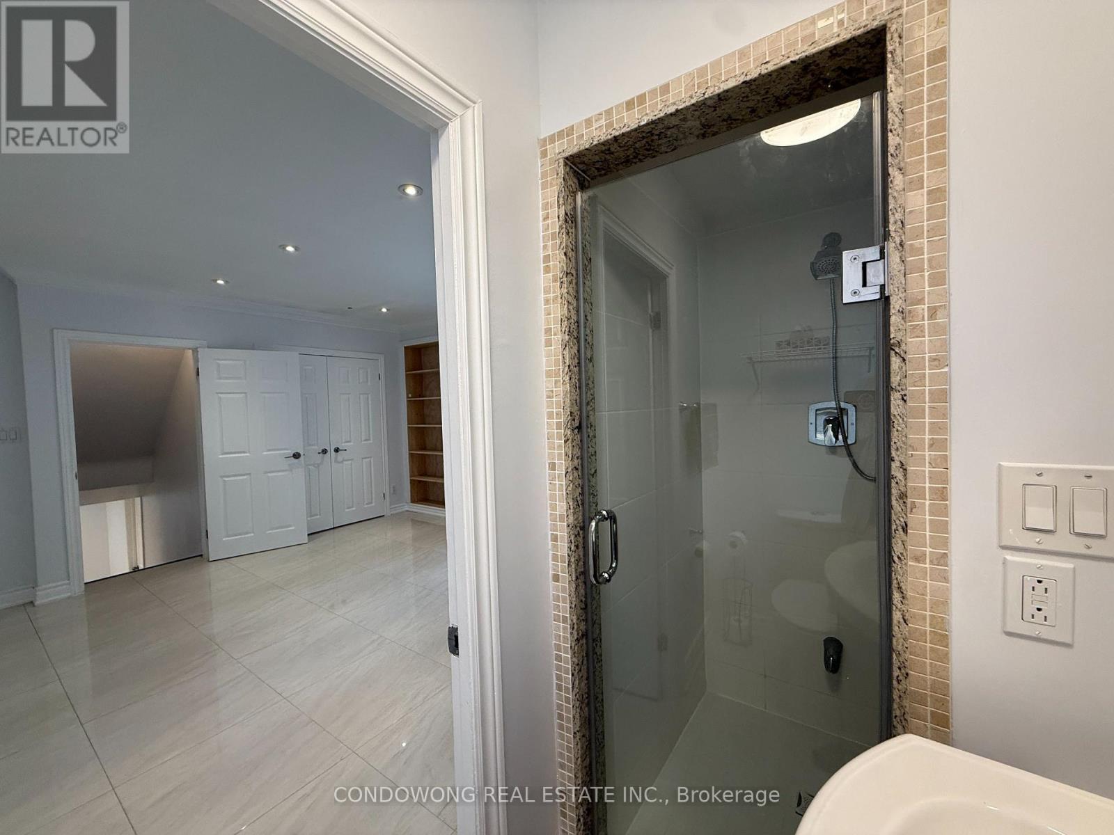 3 Alamosa Drive, Toronto, Ontario  M2J 2N6 - Photo 7 - C12539506