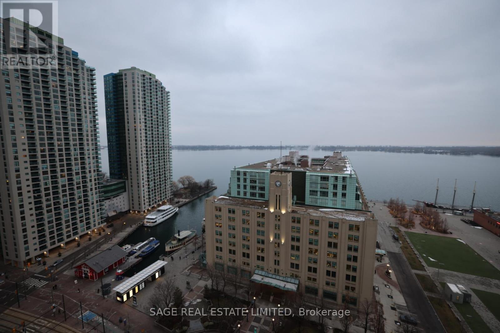 2005 - 208 Queens Quay W, Toronto, Ontario  M5J 2Y5 - Photo 10 - C12539520