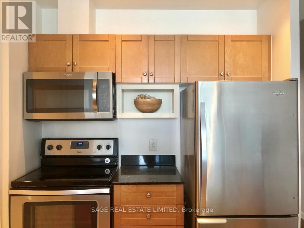 2005 - 208 Queens Quay W, Toronto, Ontario  M5J 2Y5 - Photo 2 - C12539520