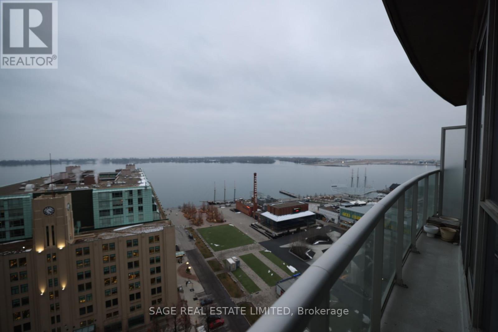 2005 - 208 Queens Quay W, Toronto, Ontario  M5J 2Y5 - Photo 9 - C12539520