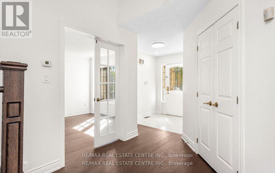 Upper - 42 Howes Street, Ajax, Ontario  L1T 3V5 - Photo 5 - E12539522