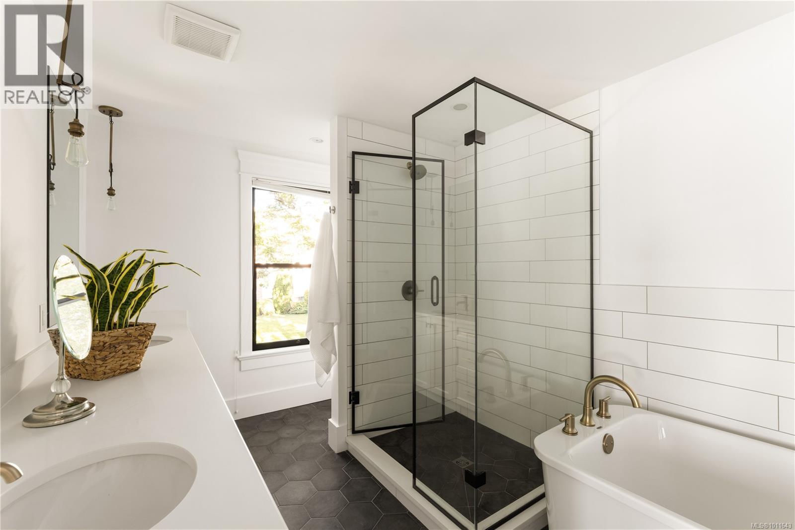 222 Dallas Rd, Victoria, British Columbia  V8V 1A5 - Photo 26 - 1011643