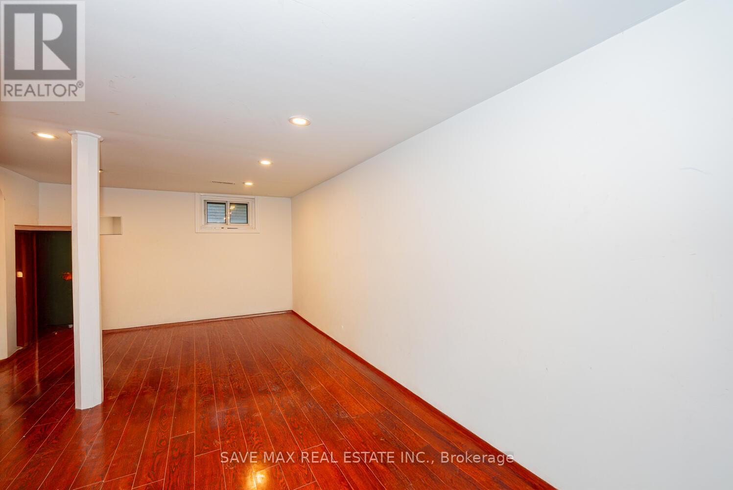 83 Fleetwood Crescent, Brampton, Ontario L6T 2E6 - Photo 19 - W12539486