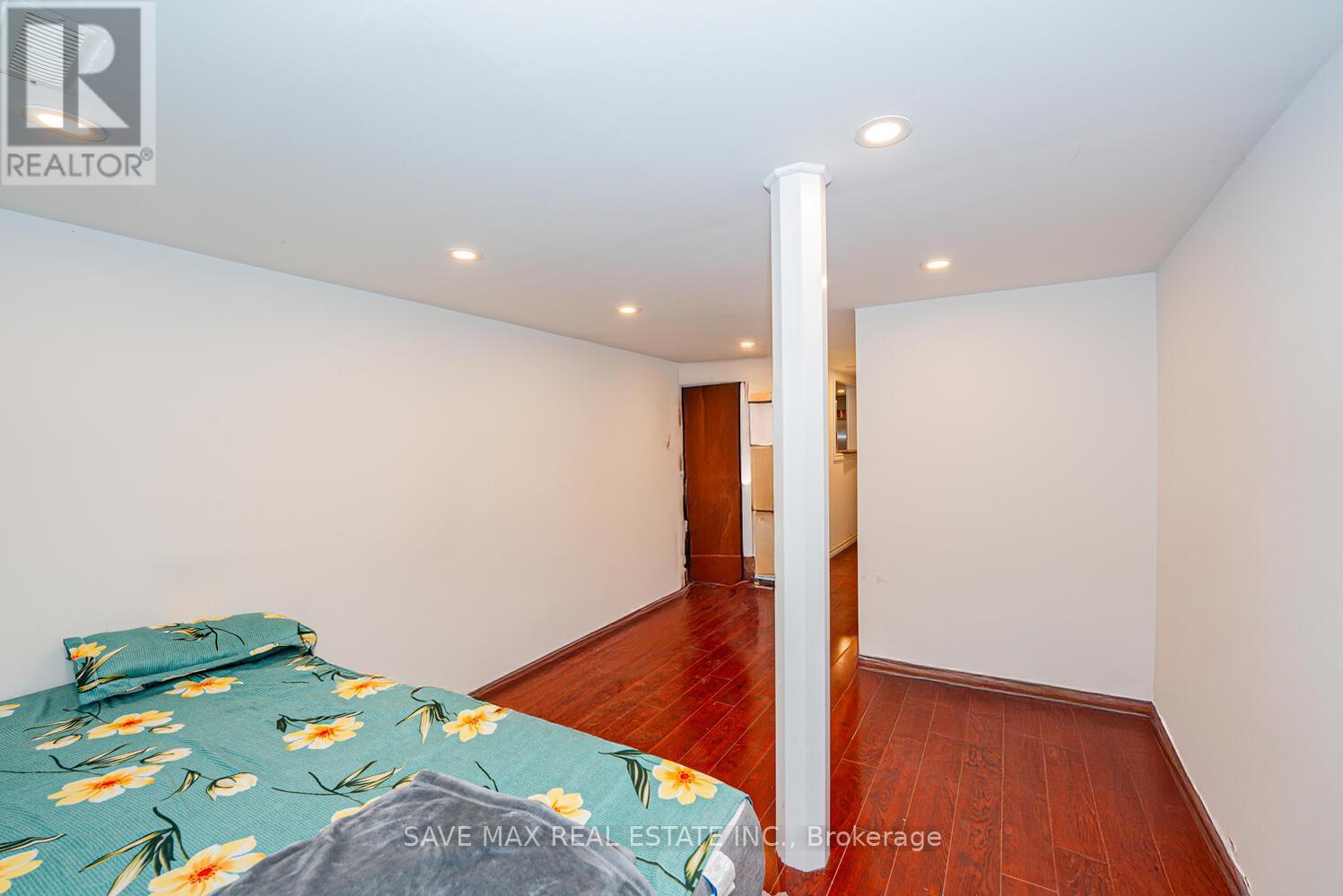 83 Fleetwood Crescent, Brampton, Ontario L6T 2E6 - Photo 21 - W12539486