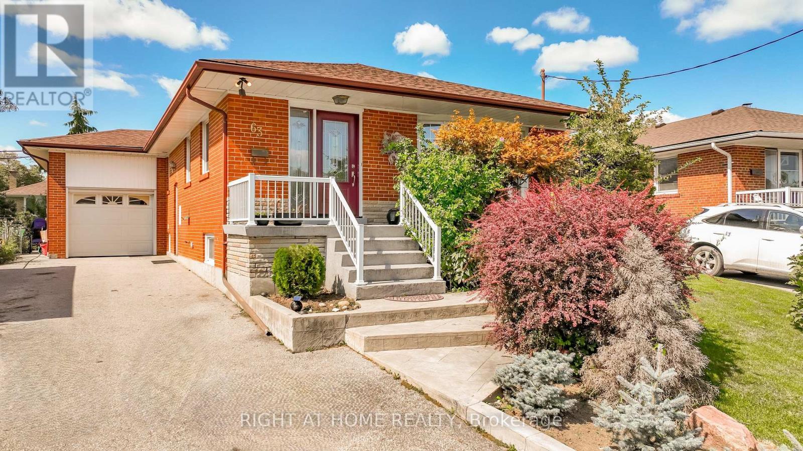 63 ALLONSIUS DRIVE, Toronto, Ontario