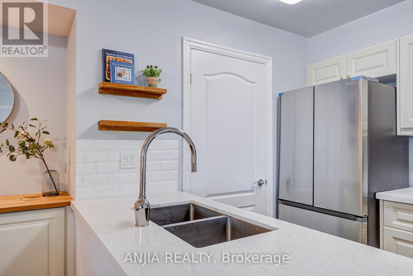 808 - 188 Doris Avenue, Toronto, Ontario  M2N 6Z5 - Photo 10 - C12487046