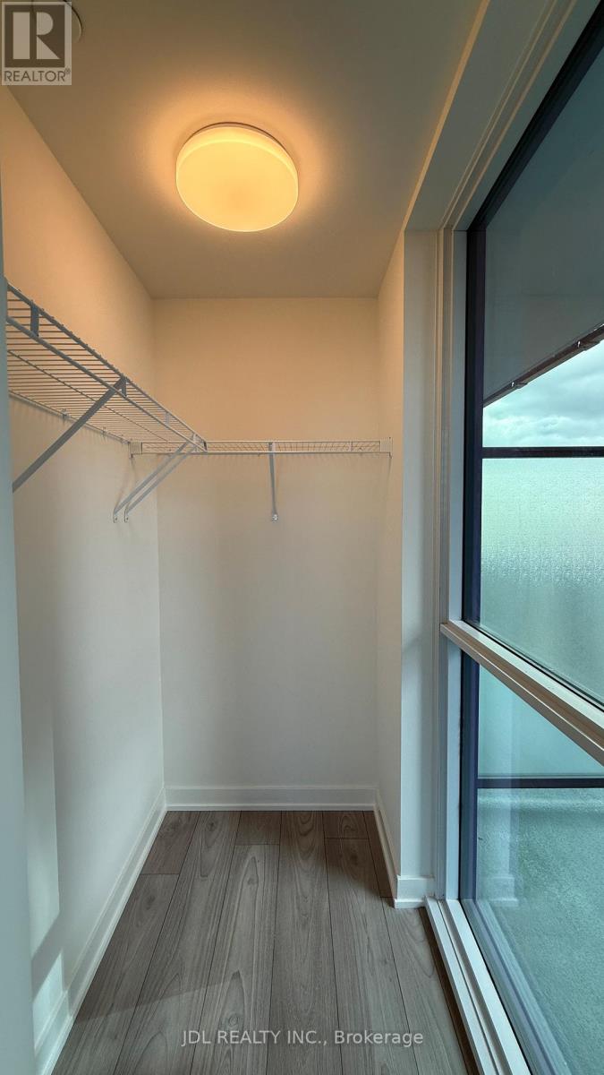 1810 - 120 Broadway Avenue, Toronto, Ontario  M4P 1V6 - Photo 11 - C12533774