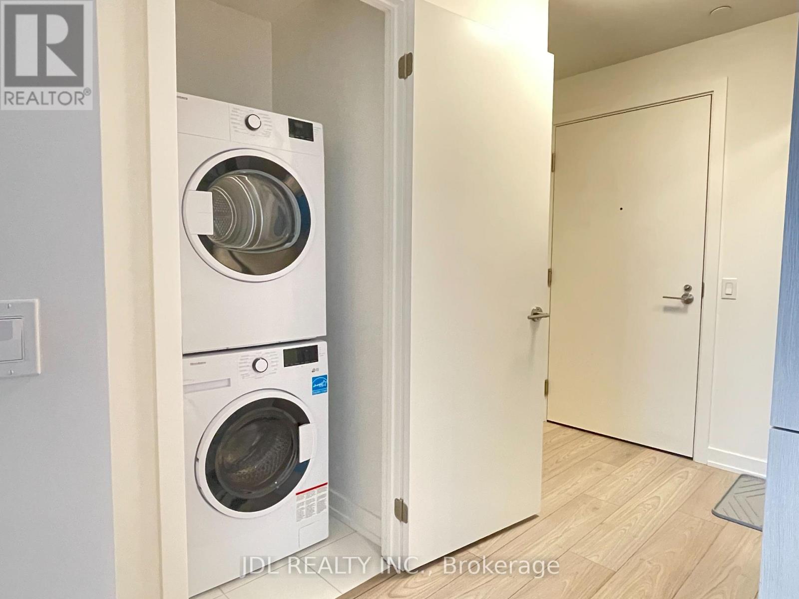 1810 - 120 Broadway Avenue, Toronto, Ontario  M4P 1V6 - Photo 13 - C12533774