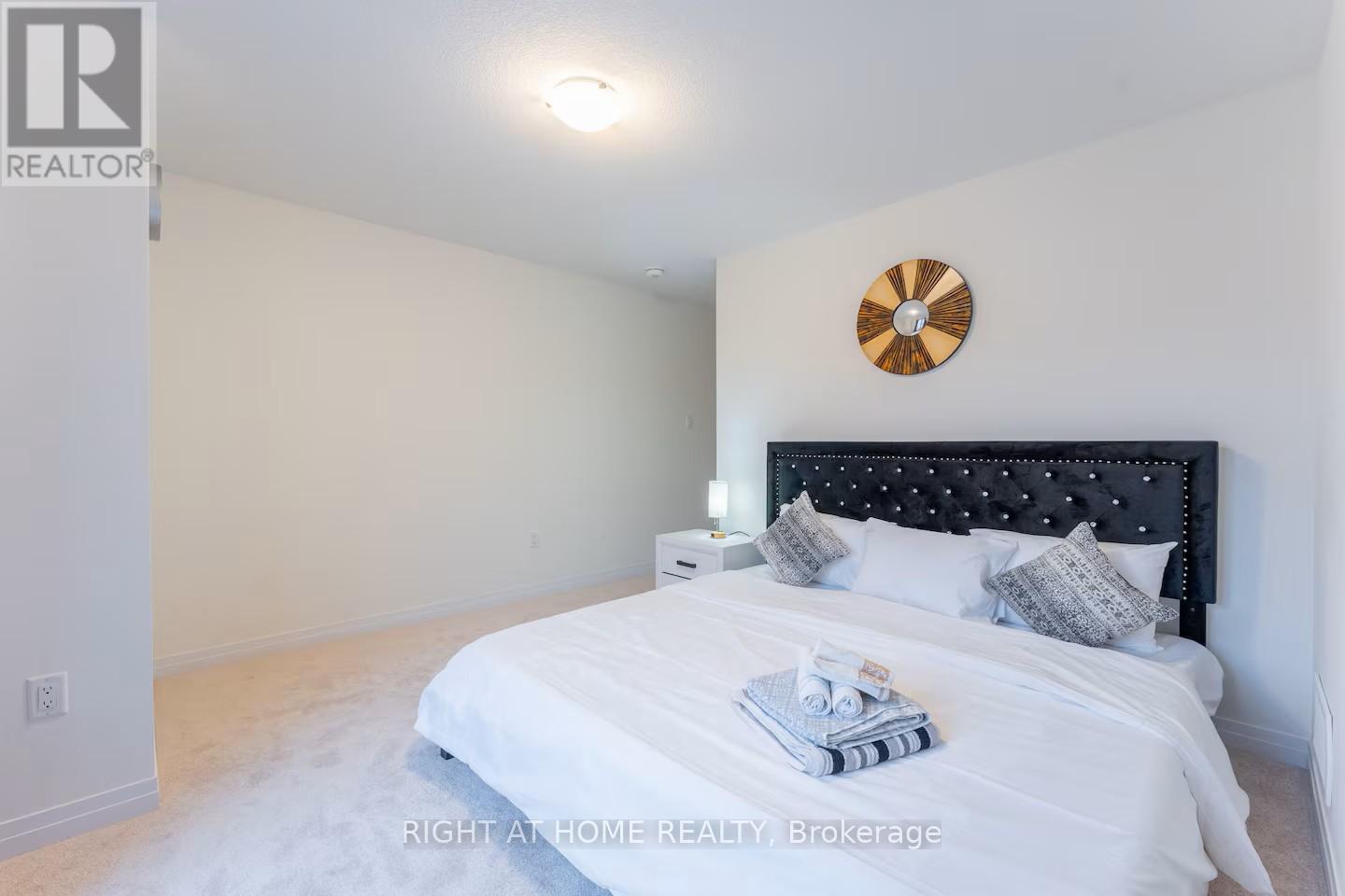 120 Velvet Way, Thorold, Ontario  L2V 0B8 - Photo 35 - X12539504