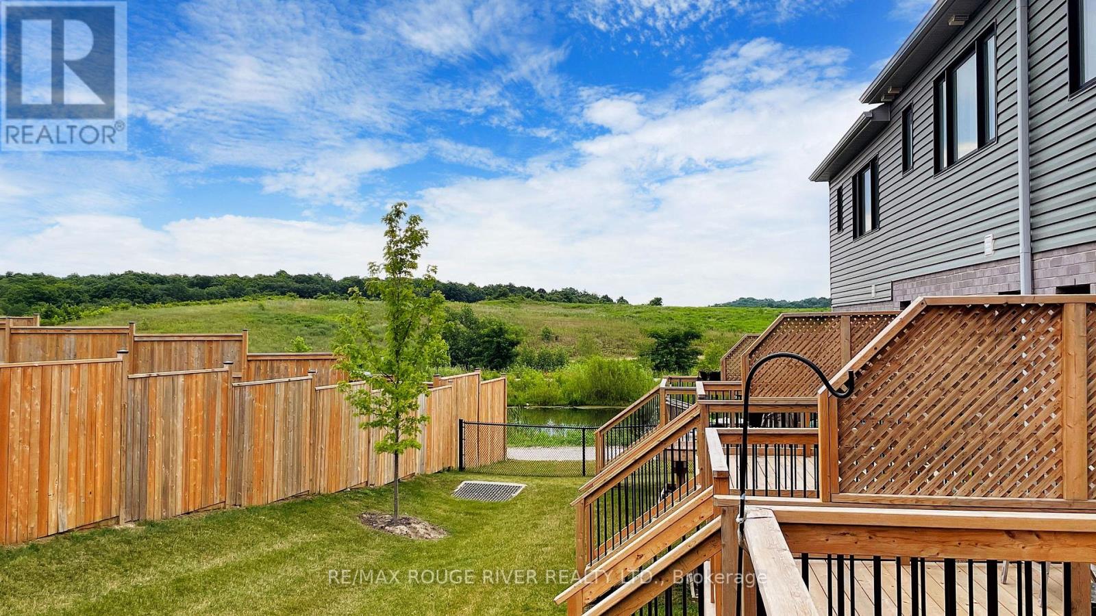 21 Woodedge Circle, Kitchener, Ontario N2R 0P8 - Photo 37 - X12539530