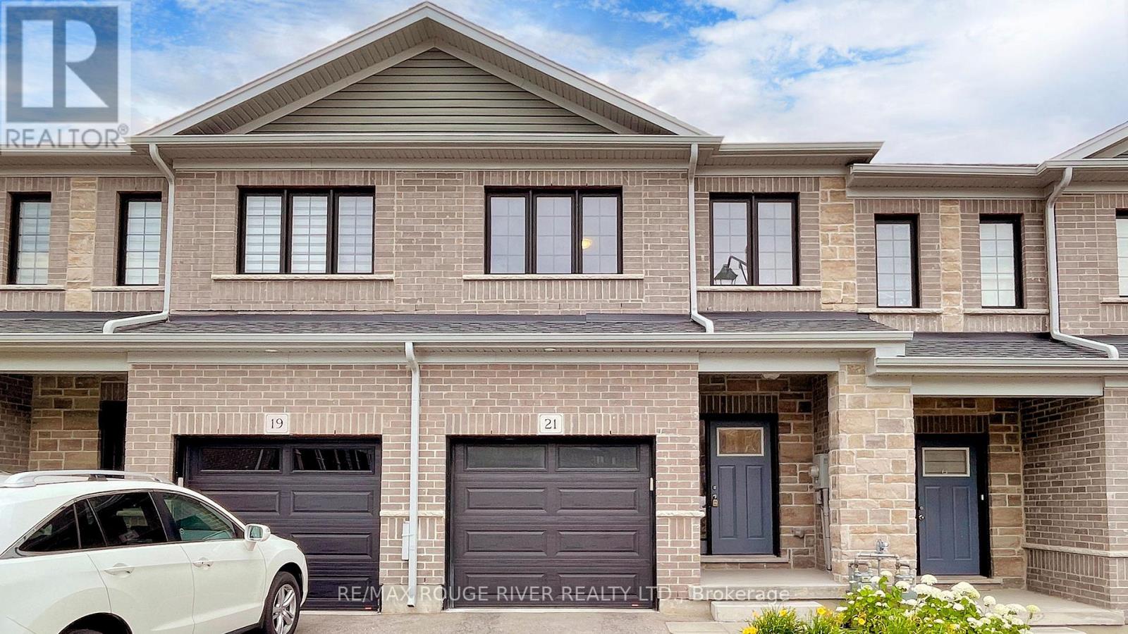 21 Woodedge Circle, Kitchener, Ontario N2R 0P8 - Photo 41 - X12539530