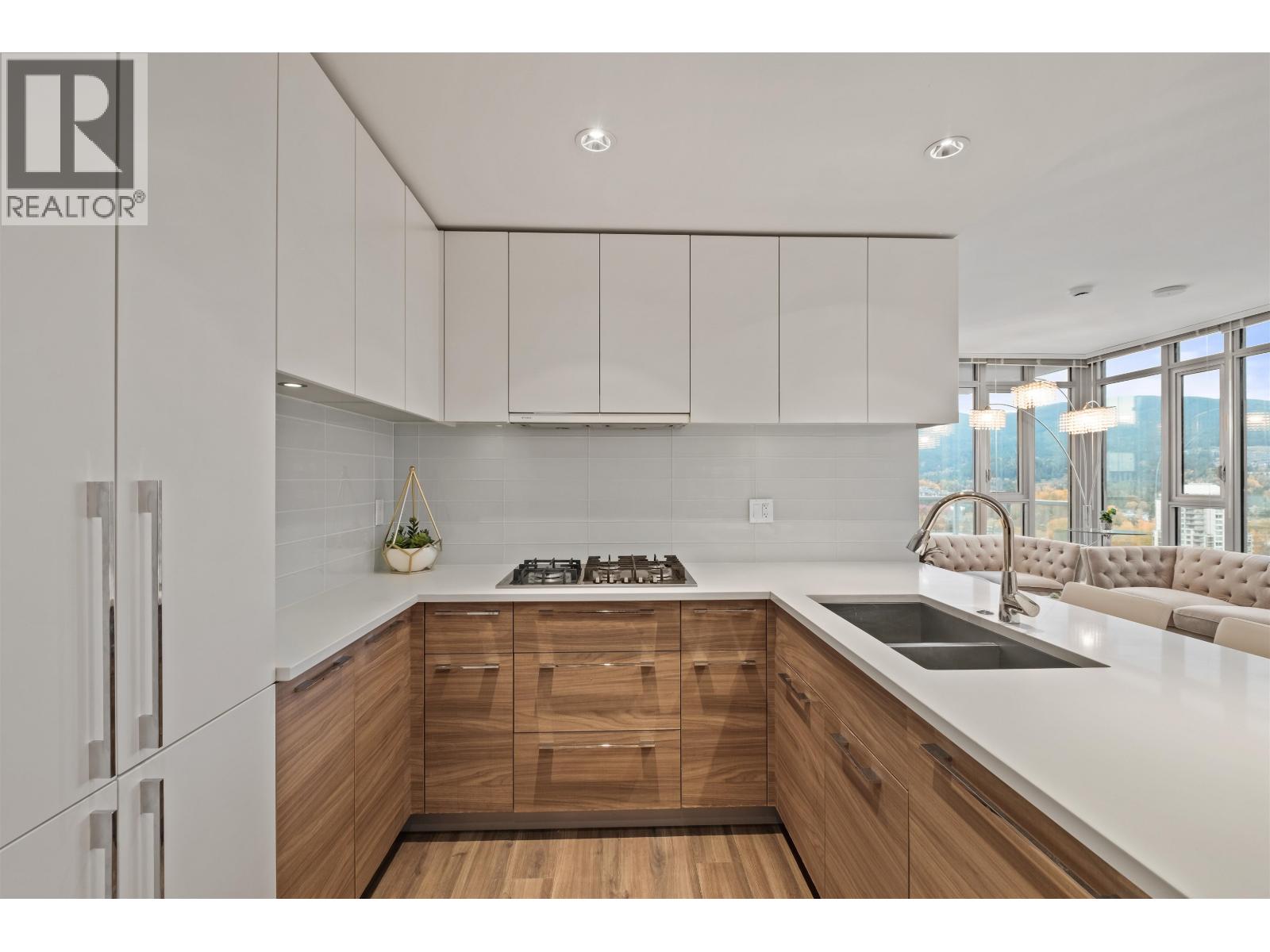 3207 1188 Pinetree Way, Coquitlam, British Columbia V3B 0K9 - Photo 8 - R3066974