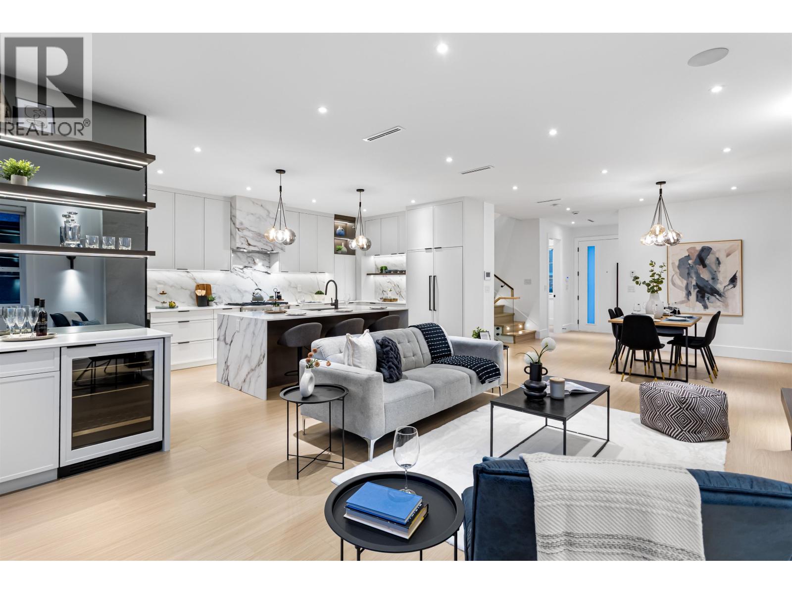 6918 Union Street, Burnaby, British Columbia  V5B 1X5 - Photo 18 - R3066991