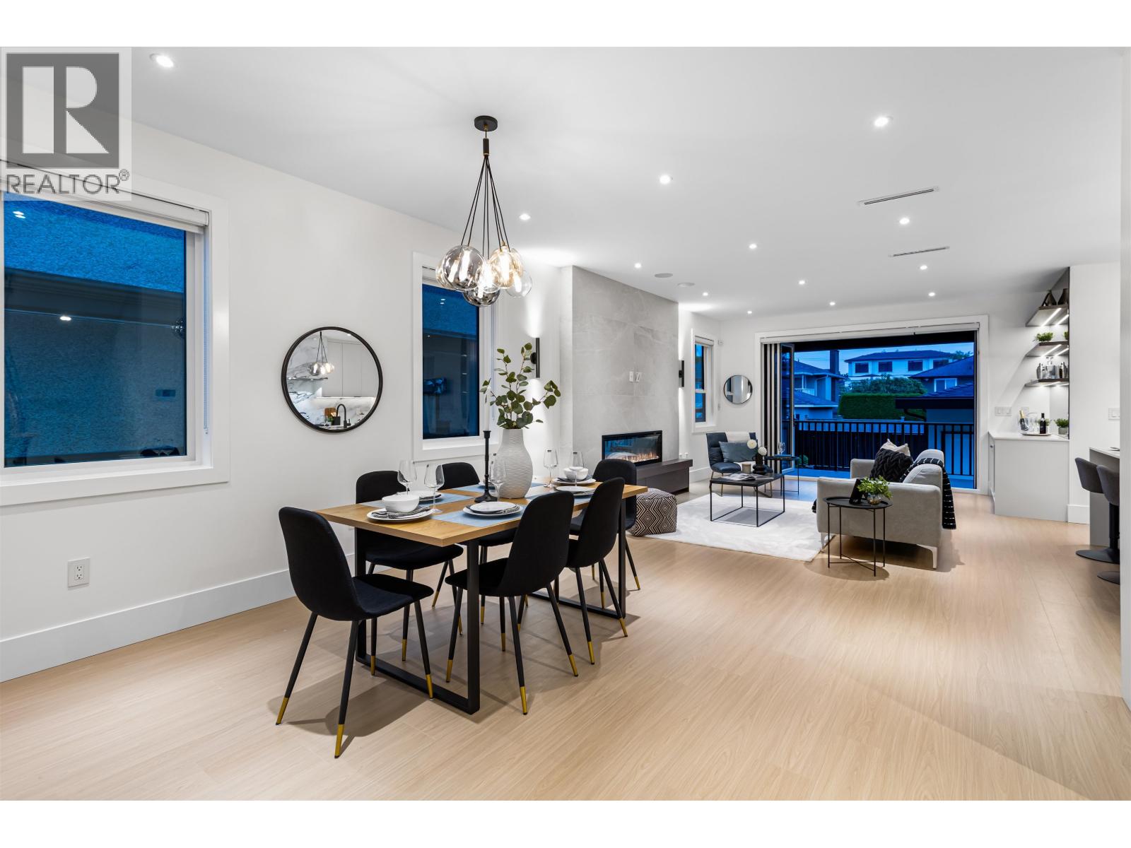 6918 Union Street, Burnaby, British Columbia  V5B 1X5 - Photo 6 - R3066991