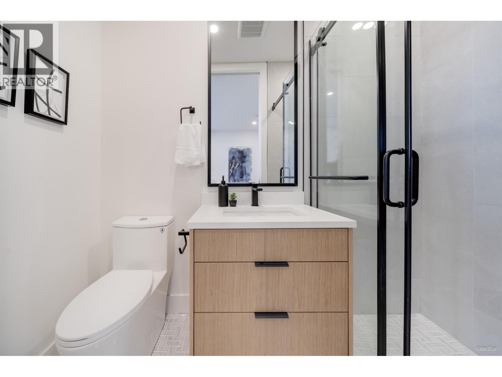 1167 E 63rd Avenue, Vancouver, British Columbia  V5X 2L3 - Photo 15 - R3067007