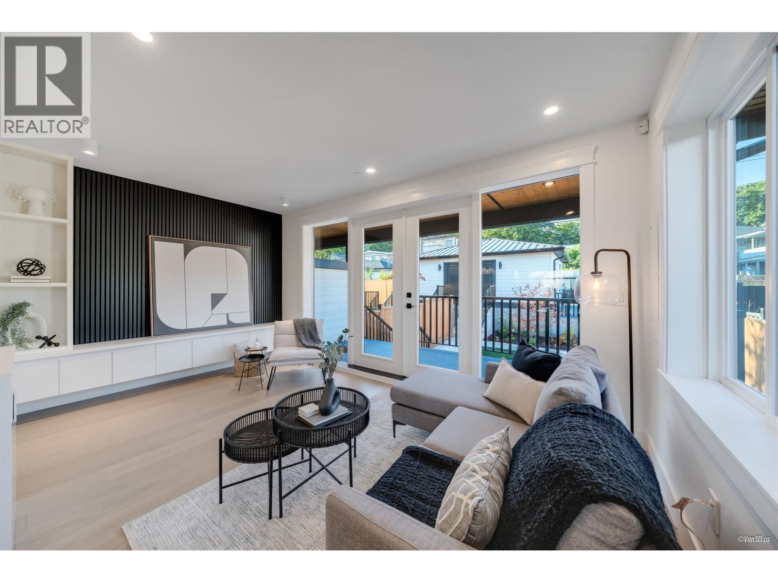 1167 E 63rd Avenue, Vancouver, British Columbia  V5X 2L3 - Photo 9 - R3067007