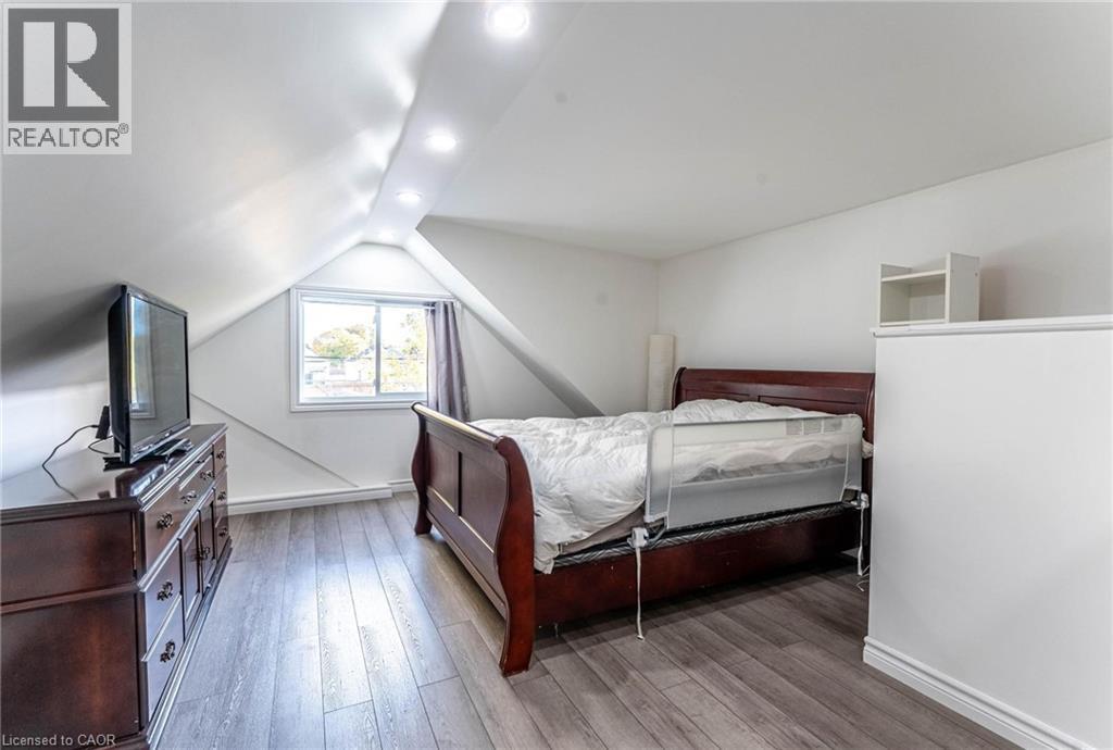 284 Paling Avenue, Hamilton, Ontario L8H 5J9 - Photo 20 - 40787937