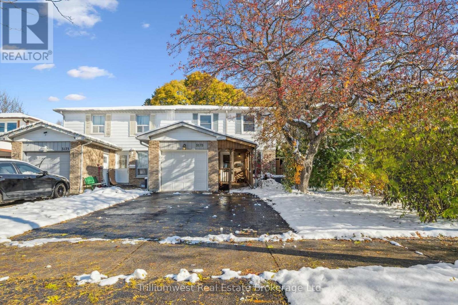 3173 Gwendale Crescent, Mississauga, Ontario  L5A 3B6 - Photo 2 - W12539552