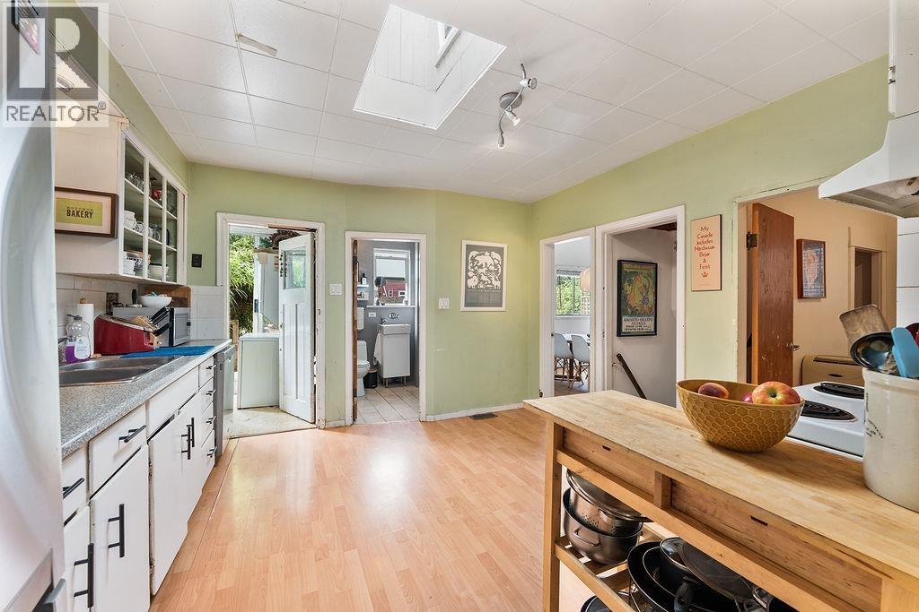 4225 John Street, Vancouver, British Columbia  V5V 3W8 - Photo 12 - R3067011