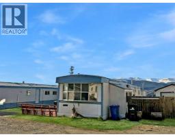 85 Shand Trailer Court