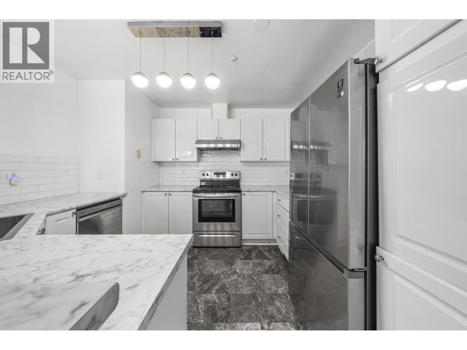 63 2422 Hawthorne Avenue, Port Coquitlam, British Columbia  V3C 6K7 - Photo 8 - R3066843