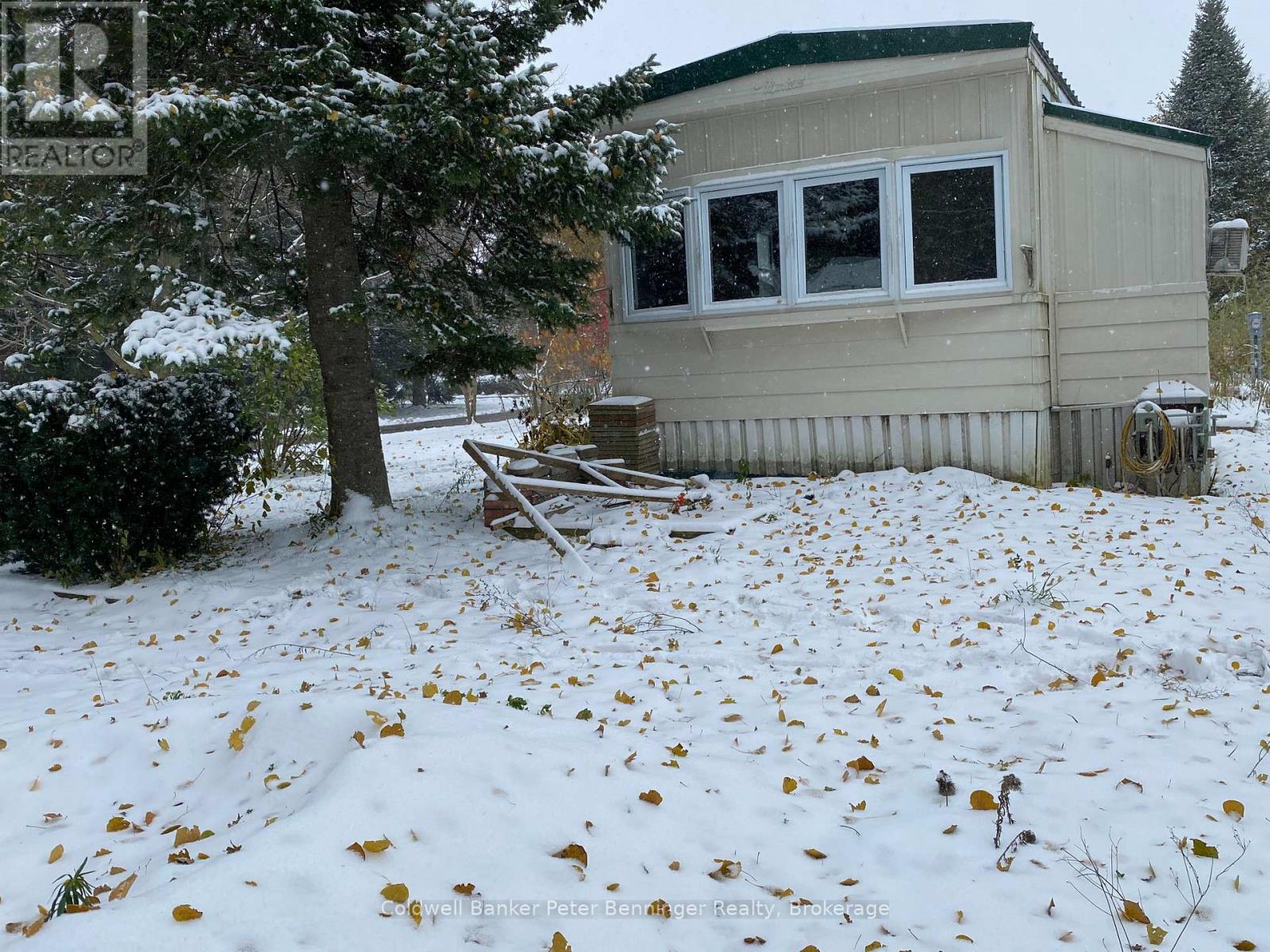 31 Webster Street, Kincardine, Ontario  N0G 2T0 - Photo 2 - X12539562