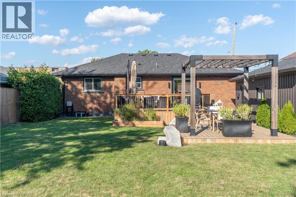 19 Russell Street, Brantford, Ontario  N3R 1Y8 - Photo 33 - 40776527