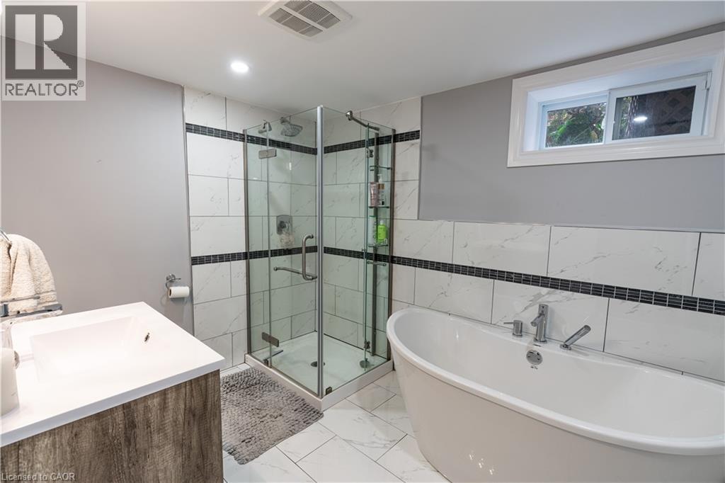 19 Russell Street, Brantford, Ontario  N3R 1Y8 - Photo 24 - 40776527