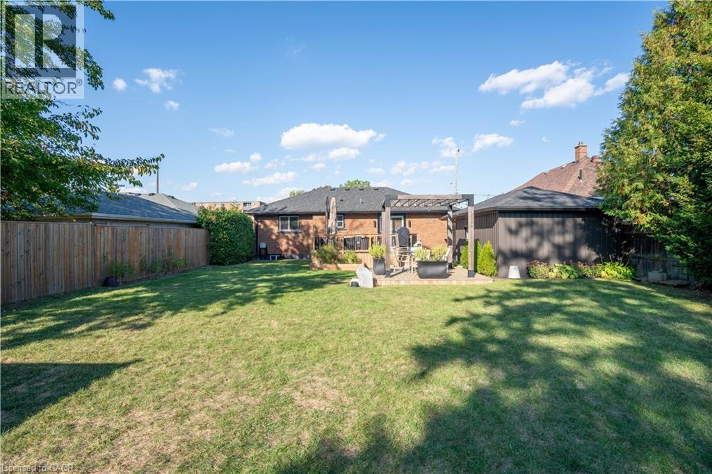 19 Russell Street, Brantford, Ontario  N3R 1Y8 - Photo 32 - 40776527