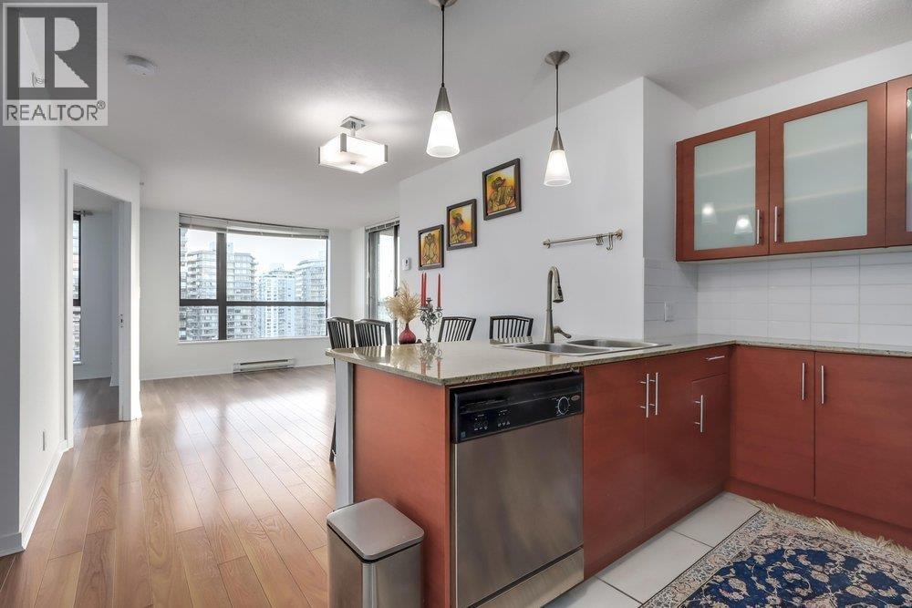 1504 814 Royal Avenue, New Westminster, British Columbia  V3M 1J9 - Photo 3 - R3066856