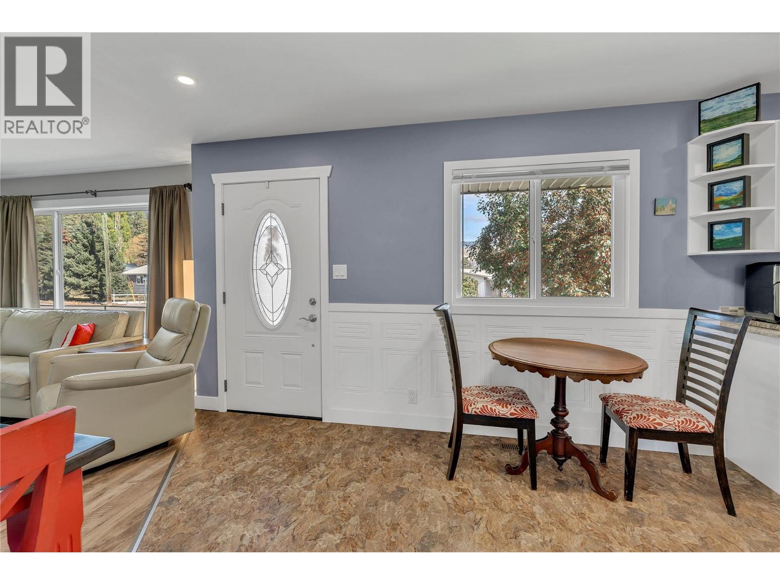 350 Pine Street, Princeton, British Columbia  V0X 1W0 - Photo 6 - 10365299