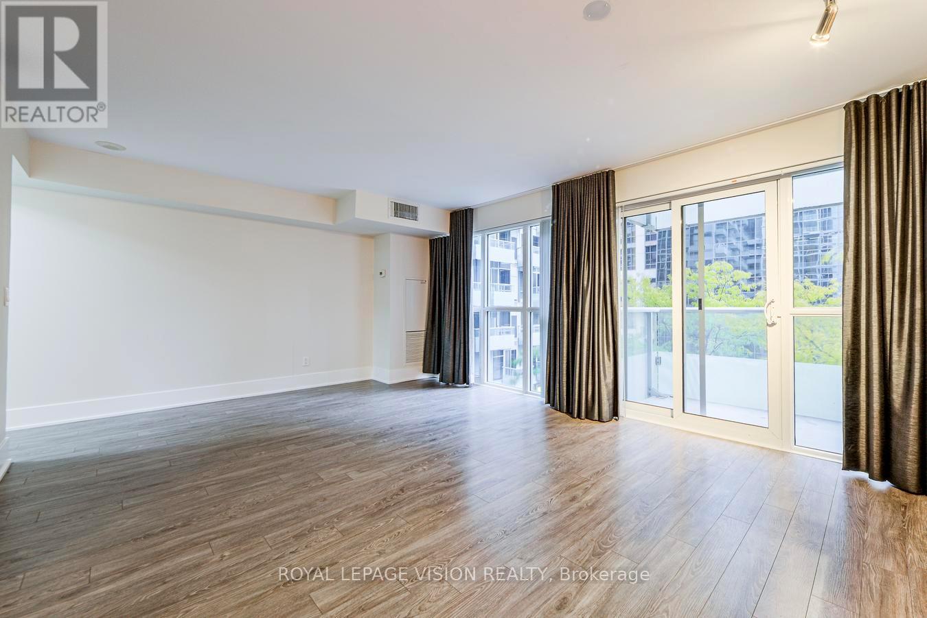 308 - 300 Front Street W, Toronto, Ontario  M5V 0E9 - Photo 13 - C12539568