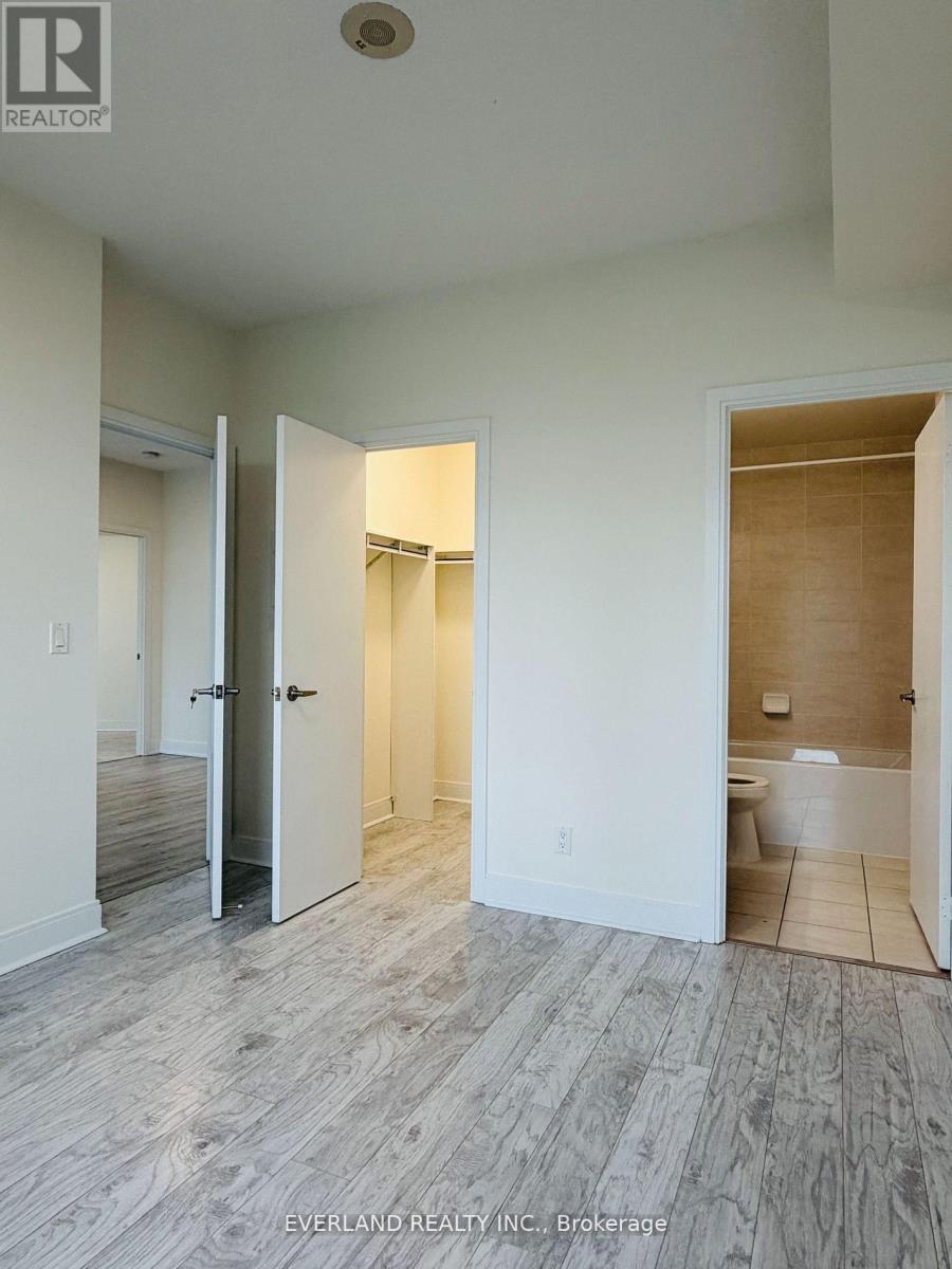 610 - 125 Village Green Square, Toronto, Ontario  M1S 0G3 - Photo 9 - E12539548