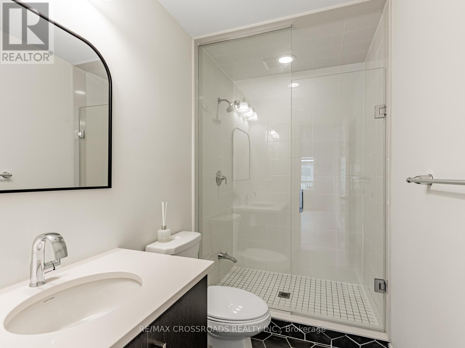 288 Beaverbrae Drive, Markham, Ontario  L6C 3L1 - Photo 32 - N12539550