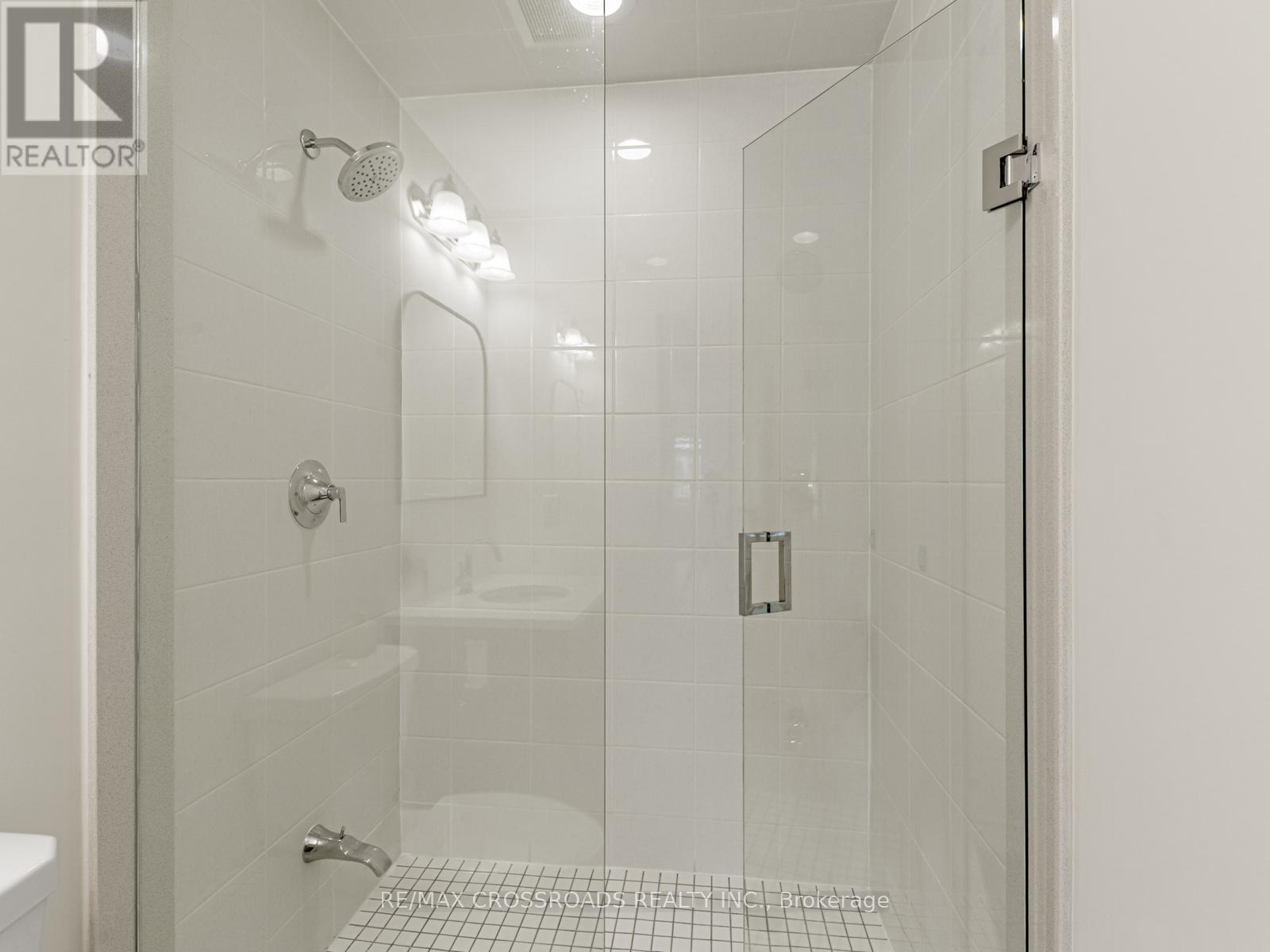 288 Beaverbrae Drive, Markham, Ontario  L6C 3L1 - Photo 33 - N12539550