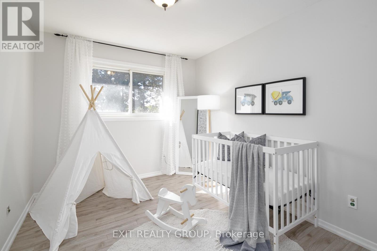 765 Hampton Court, Pickering, Ontario L1W 3M3 - Photo 16 - E12539600