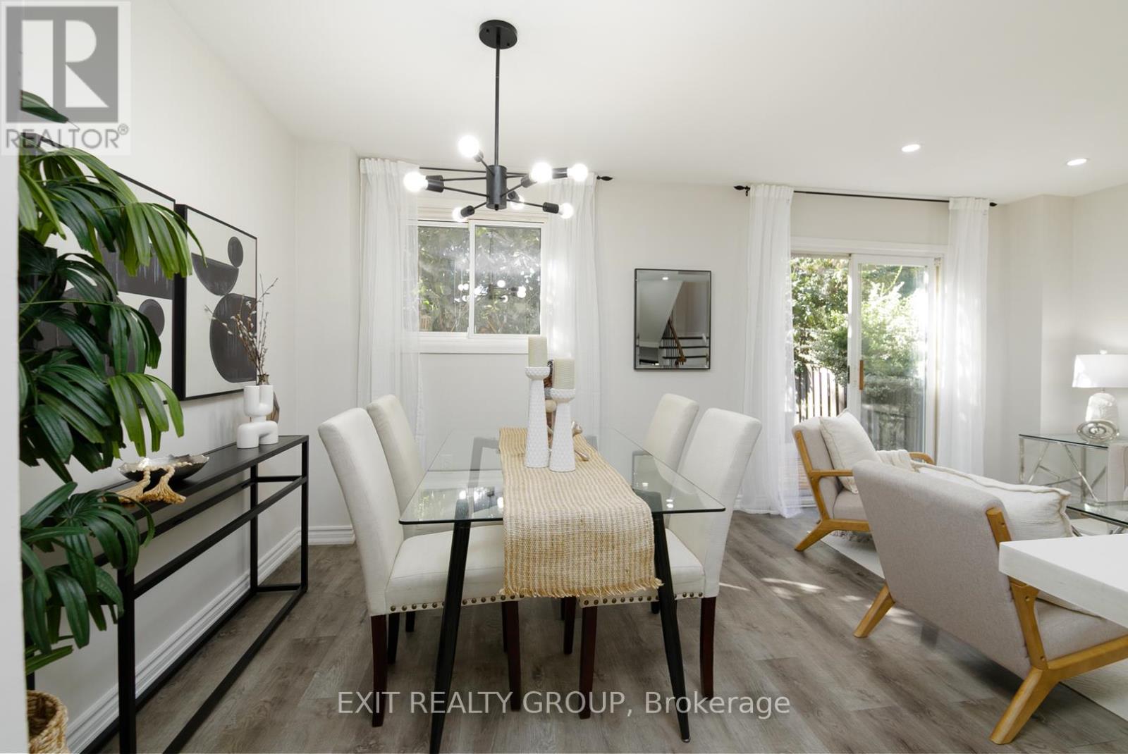 765 Hampton Court, Pickering, Ontario L1W 3M3 - Photo 5 - E12539600