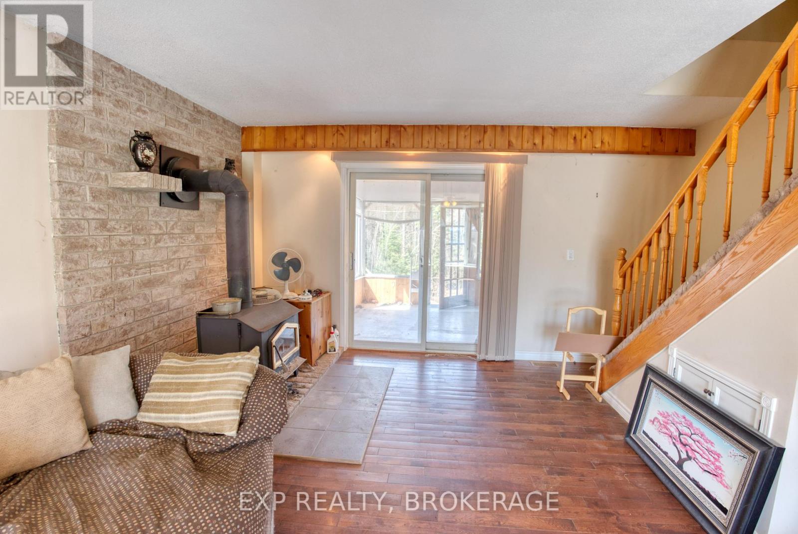 2281 Upper Flinton Road, Addington Highlands, Ontario K0H 1P0 - Photo 10 - X12539574