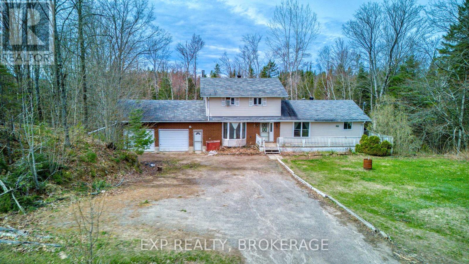 2281 Upper Flinton Road, Addington Highlands, Ontario K0H 1P0 - Photo 29 - X12539574