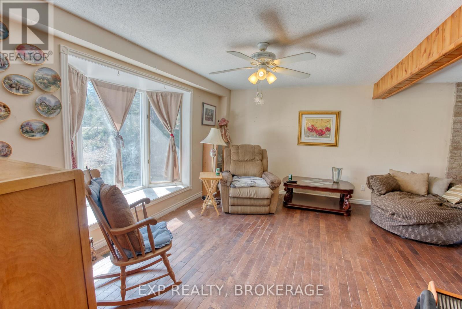 2281 Upper Flinton Road, Addington Highlands, Ontario K0H 1P0 - Photo 8 - X12539574