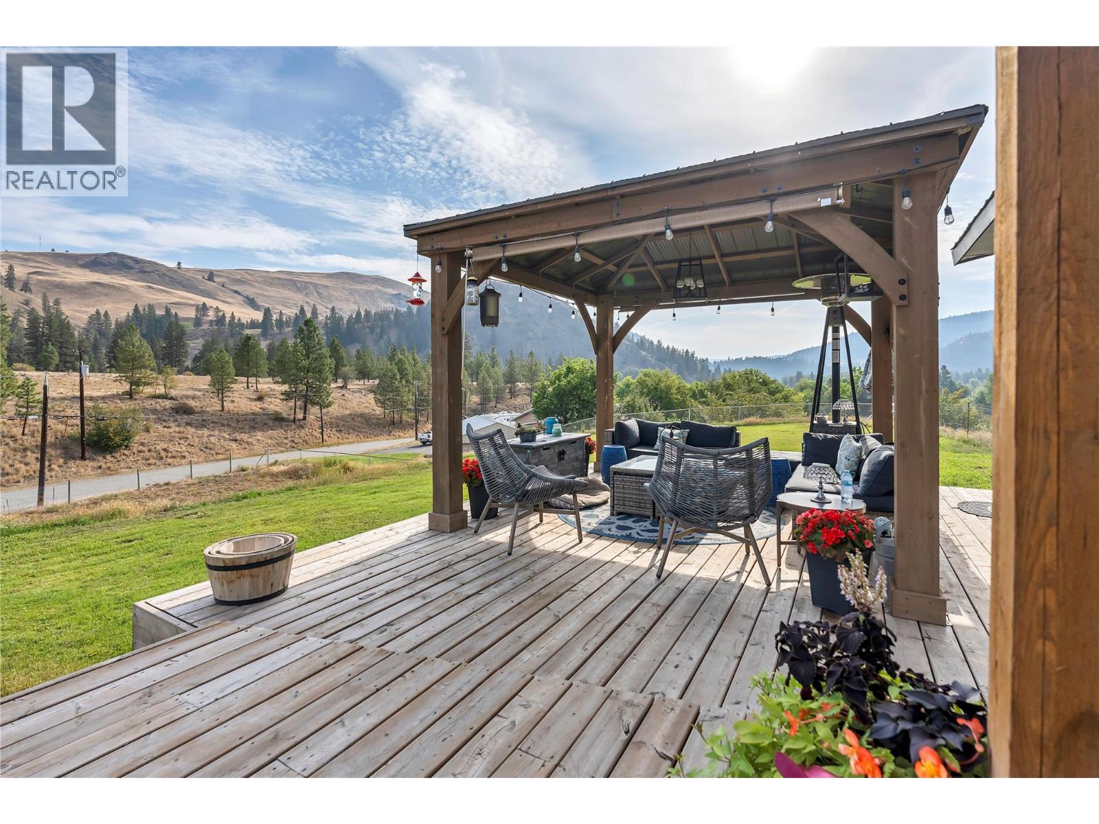 357 Old Hedley Road, Princeton, British Columbia  V0X 1W0 - Photo 10 - 10357154