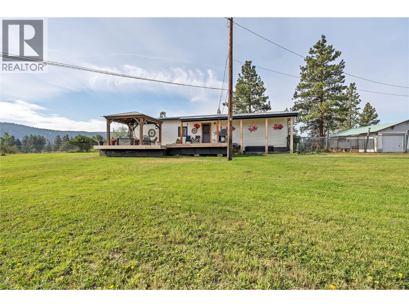 357 Old Hedley Road, Princeton, British Columbia  V0X 1W0 - Photo 4 - 10357154