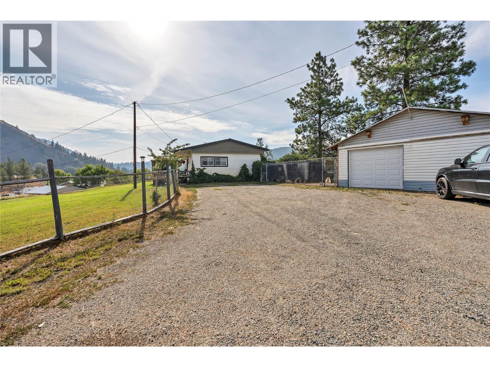 357 Old Hedley Road, Princeton, British Columbia  V0X 1W0 - Photo 6 - 10357154
