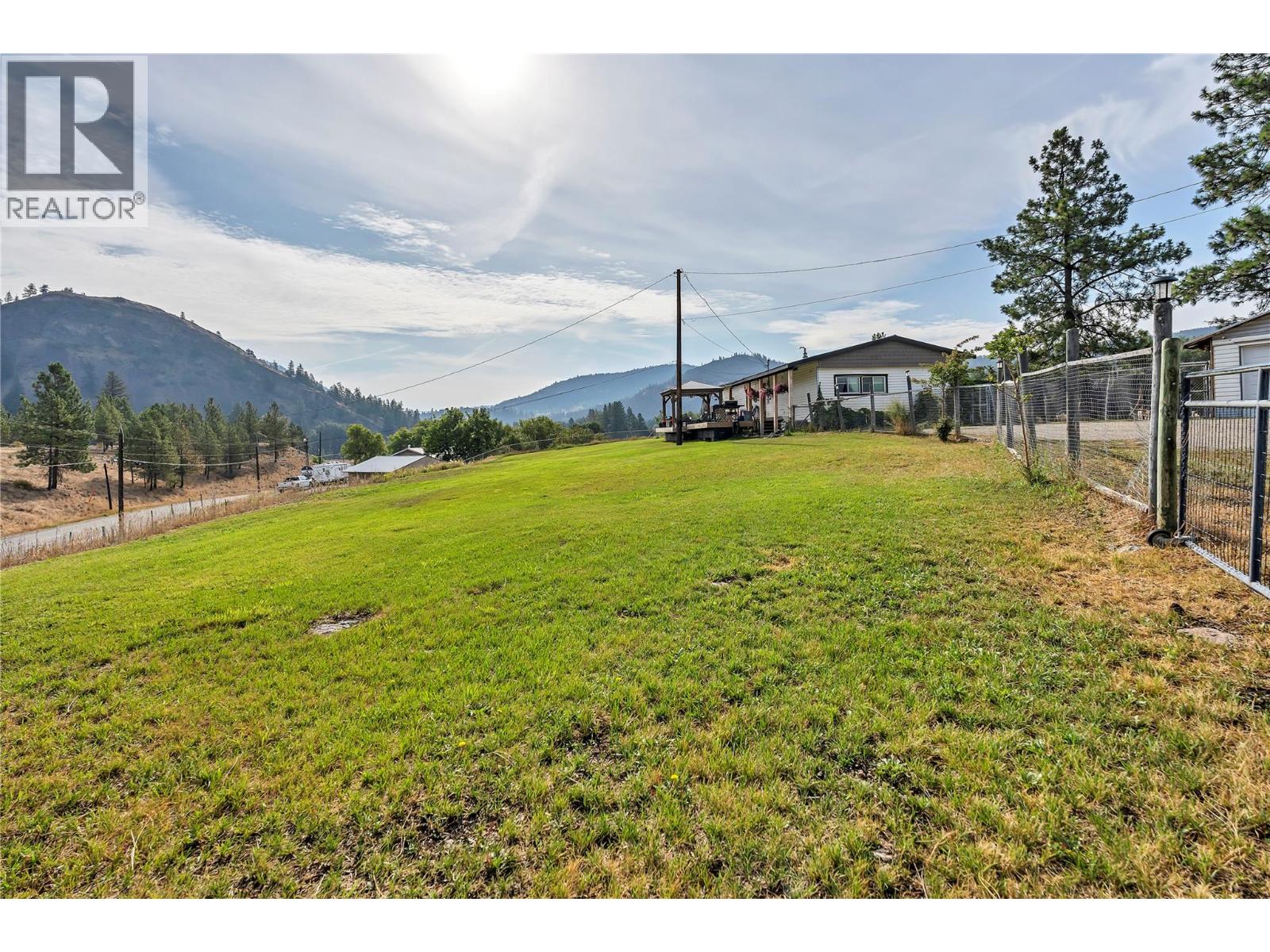 357 Old Hedley Road, Princeton, British Columbia  V0X 1W0 - Photo 5 - 10357154