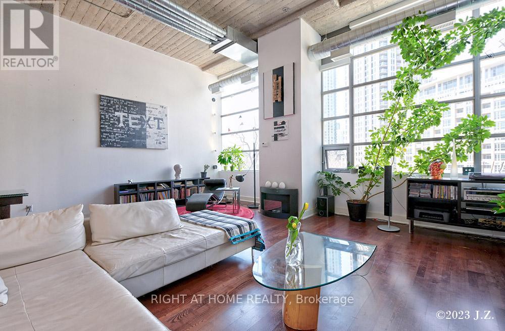 217 - 637 Lake Shore Boulevard W, Toronto, Ontario  M5V 1A8 - Photo 11 - C12435701