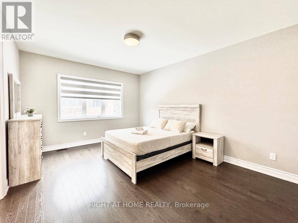 17 Periwinkle Road, Springwater, Ontario  L9X 2C8 - Photo 9 - S12532042