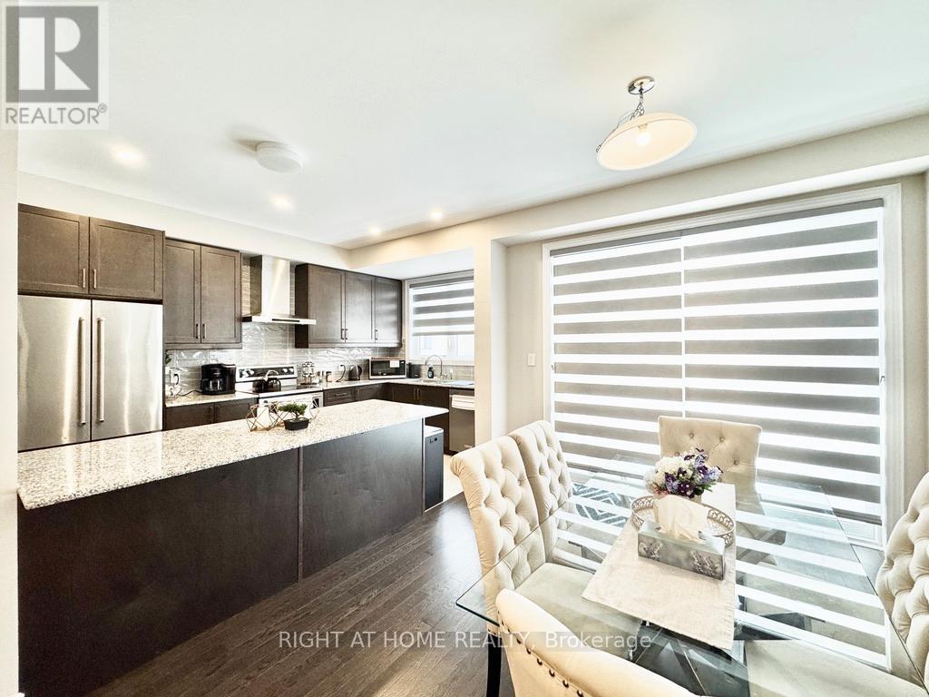 17 Periwinkle Road, Springwater, Ontario  L9X 2C8 - Photo 6 - S12532042