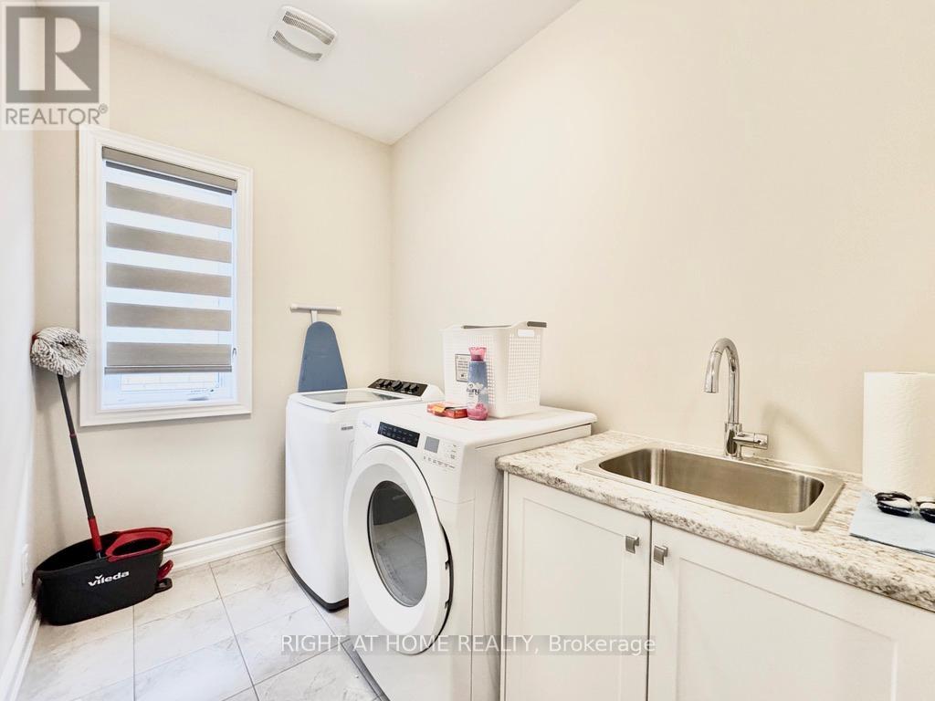 17 Periwinkle Road, Springwater, Ontario  L9X 2C8 - Photo 13 - S12532042