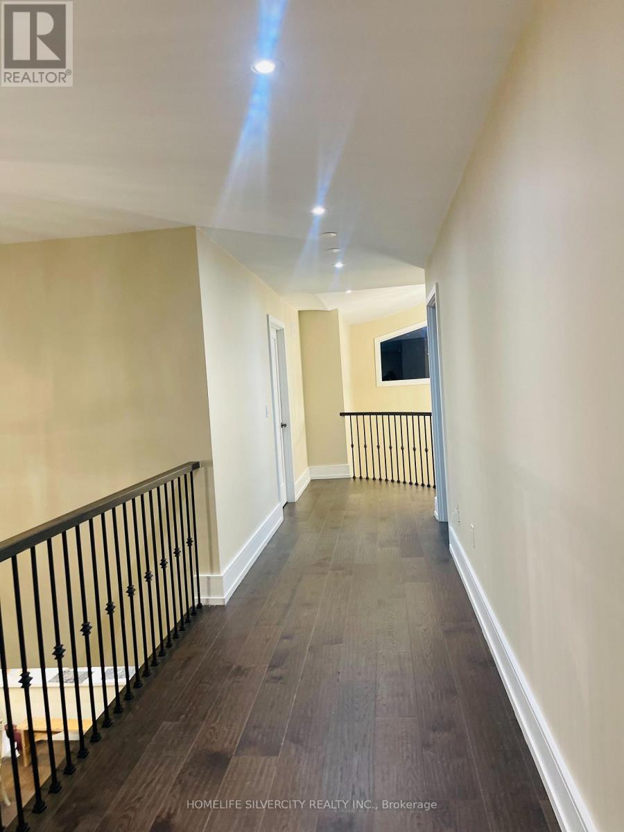 204 Mary Street, Oakville, Ontario  L6K 1S4 - Photo 8 - W12539538